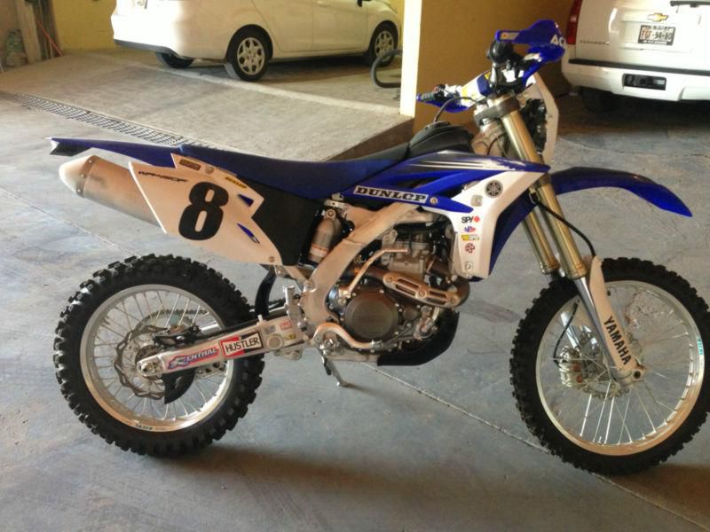 LINE NEW YAMAHA WR450F ONLY 200 MILES!!!
