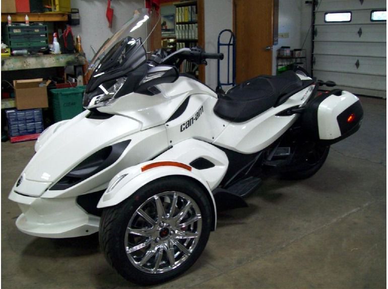 2013 can-am spyder st limited 