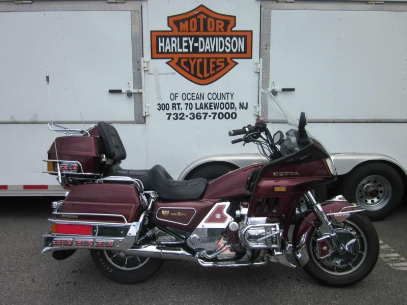 1985 Honda Gold Wing Interstate 1200 RUNS GOOD GREAT CONDITION NO RESERVE