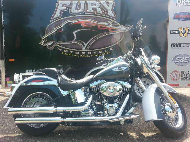 2009 Harley-Davidson FLSTN Softail Deluxe Cruiser 