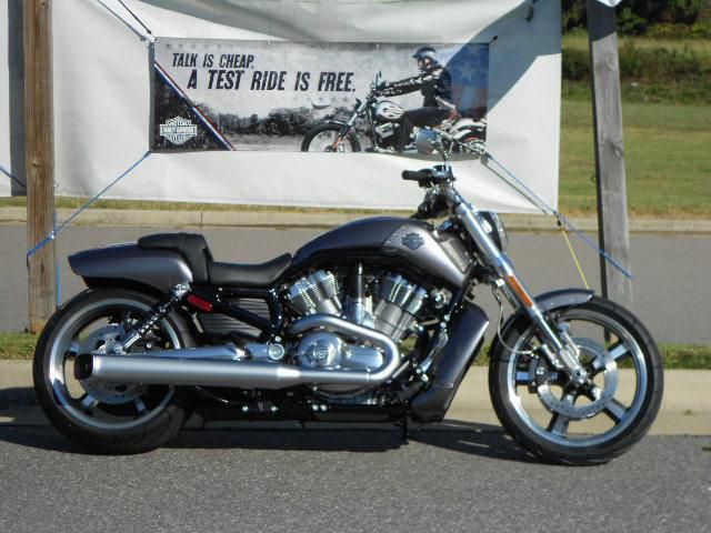 2014 Harley-Davidson VRSCF - V-Rod Muscle Cruiser 