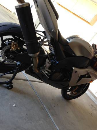 2005 Kawasaki ZX10R? Title clean and clear OBO