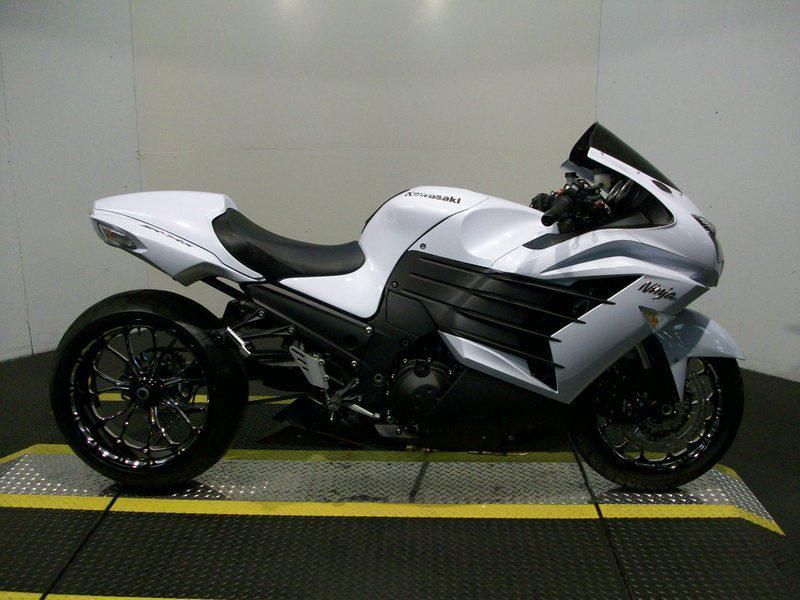 2013 Kawasaki Ninja ZX -14R Sportbike 