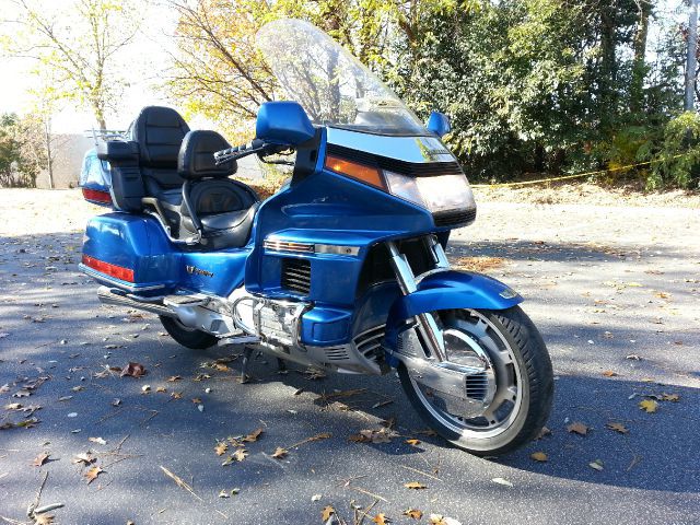 Used 1992 Honda GL1500 Gold Wing for sale.