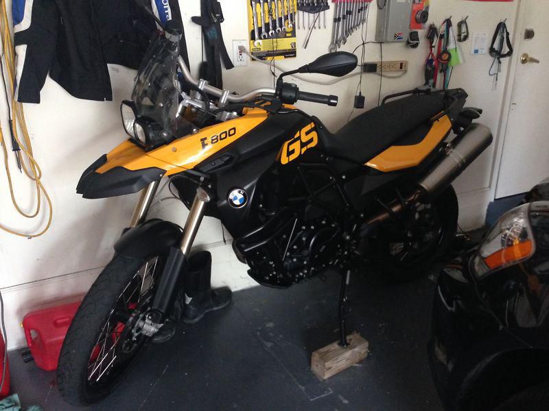 Bmw f800gs yellow low miles