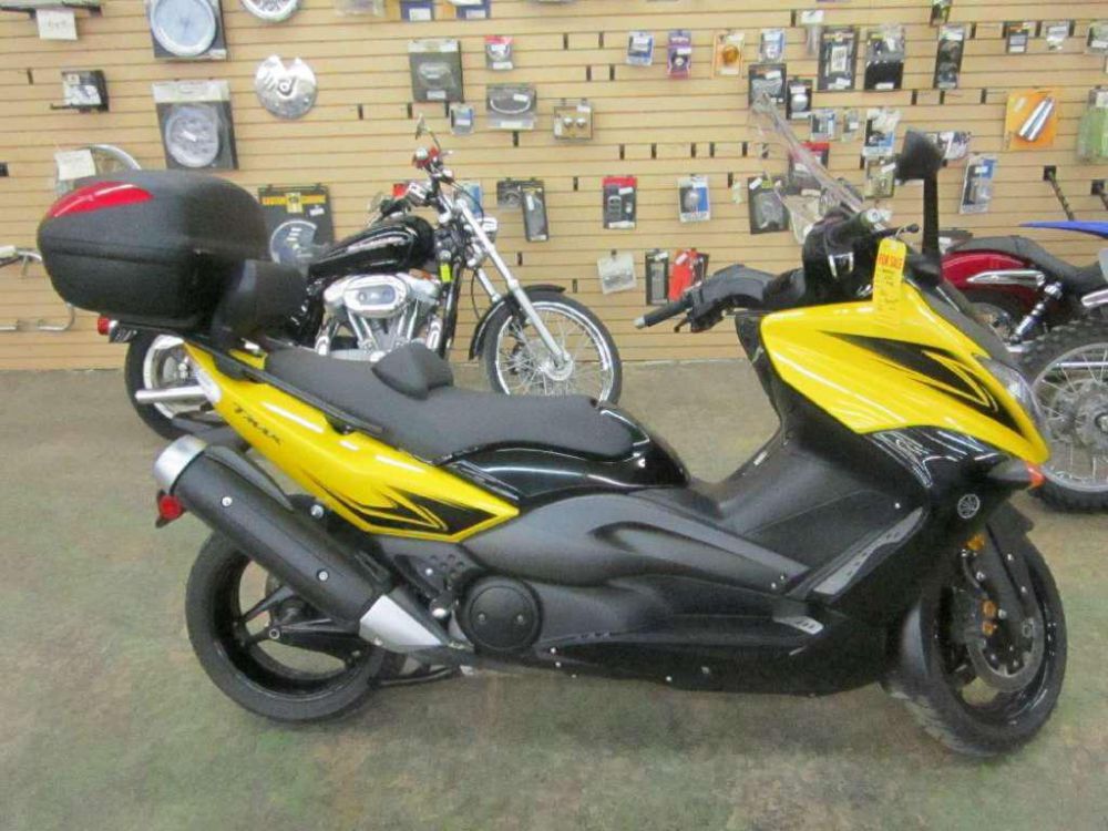 2009 Yamaha TMAX Scooter 