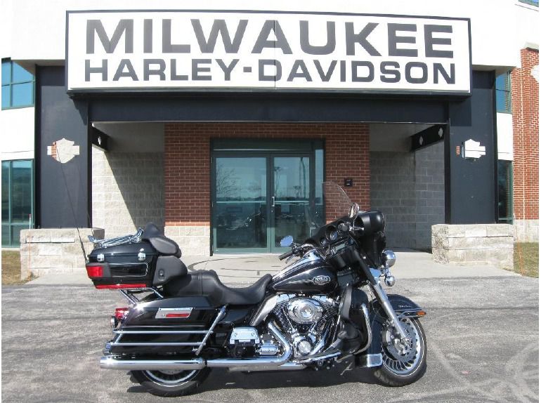 2011 Harley-Davidson FLHTCU Ultra Classic Electra Glide 