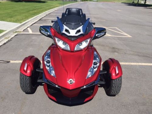 2015 Can-Am Spyder RT - SE6 Limited