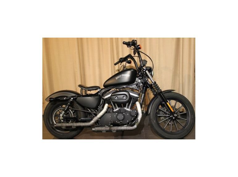 2012 Harley-Davidson Sportster XL883N - 883 IRON 