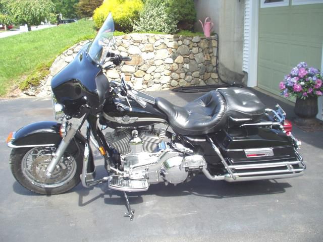 2003 Harley-Davidson FLHT Standard