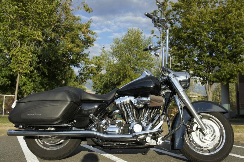 2007 Harley Davidson Road King FLHRS, Must sell.