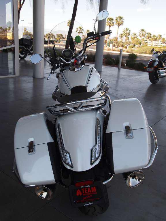 2013 moto guzzi california 1400 touring (2014)  touring 