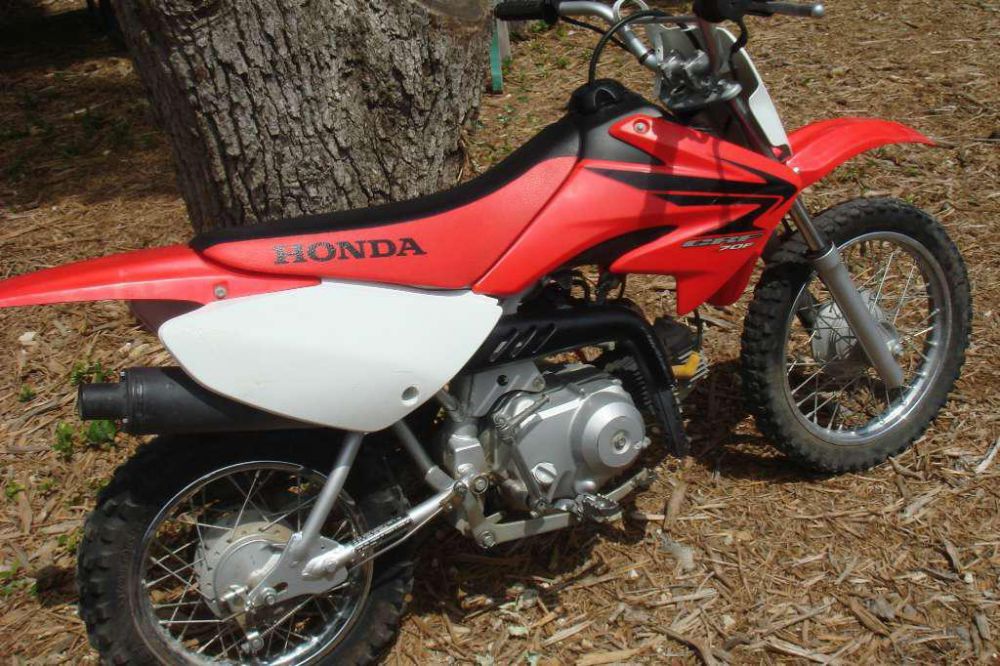 2007 honda crf70f  dirt bike 