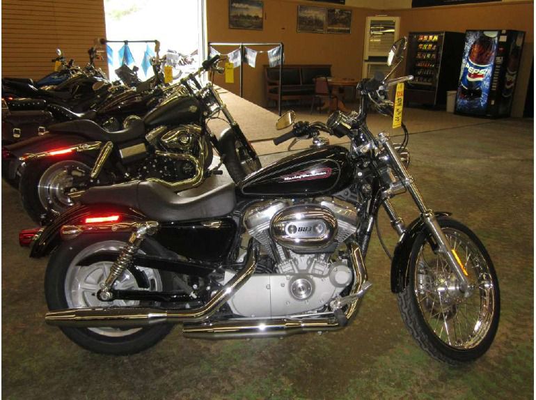 2009 Harley-Davidson Sportster 883 Custom 