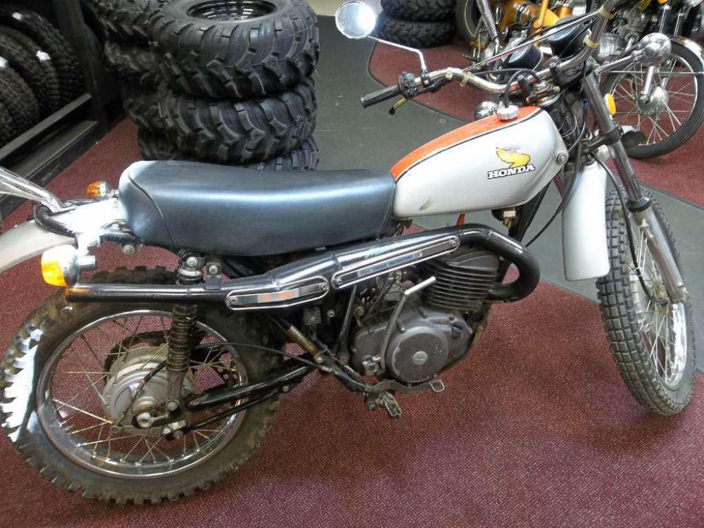 1975 Honda MT 250 Standard 