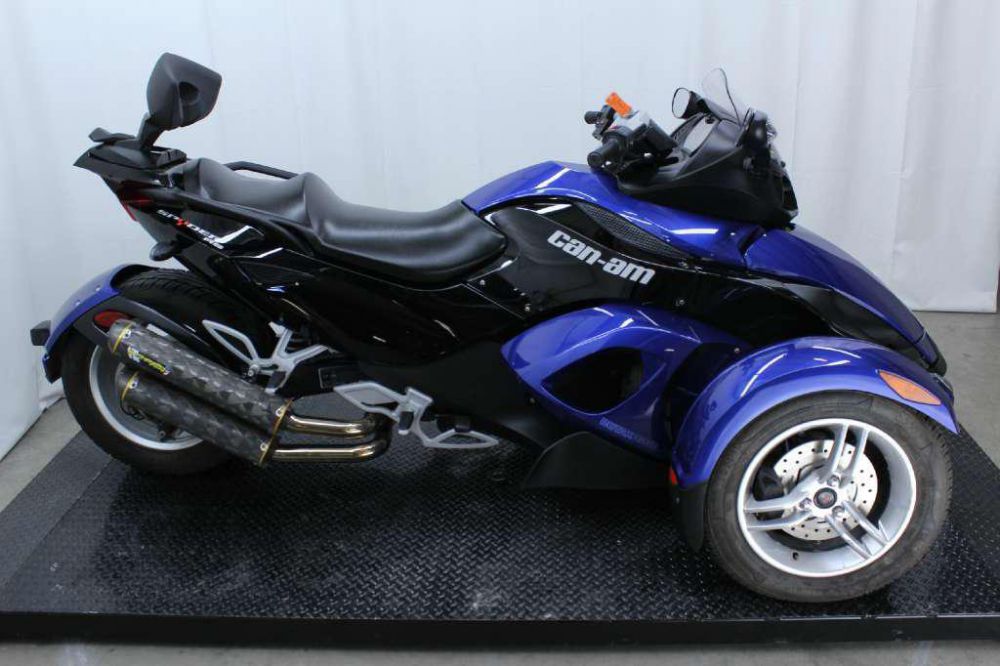 2010 Can-Am Spyder RS SE5 Sport Touring 
