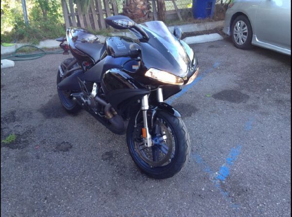 2008 buell 1125R 1,300 miles comes with warranty