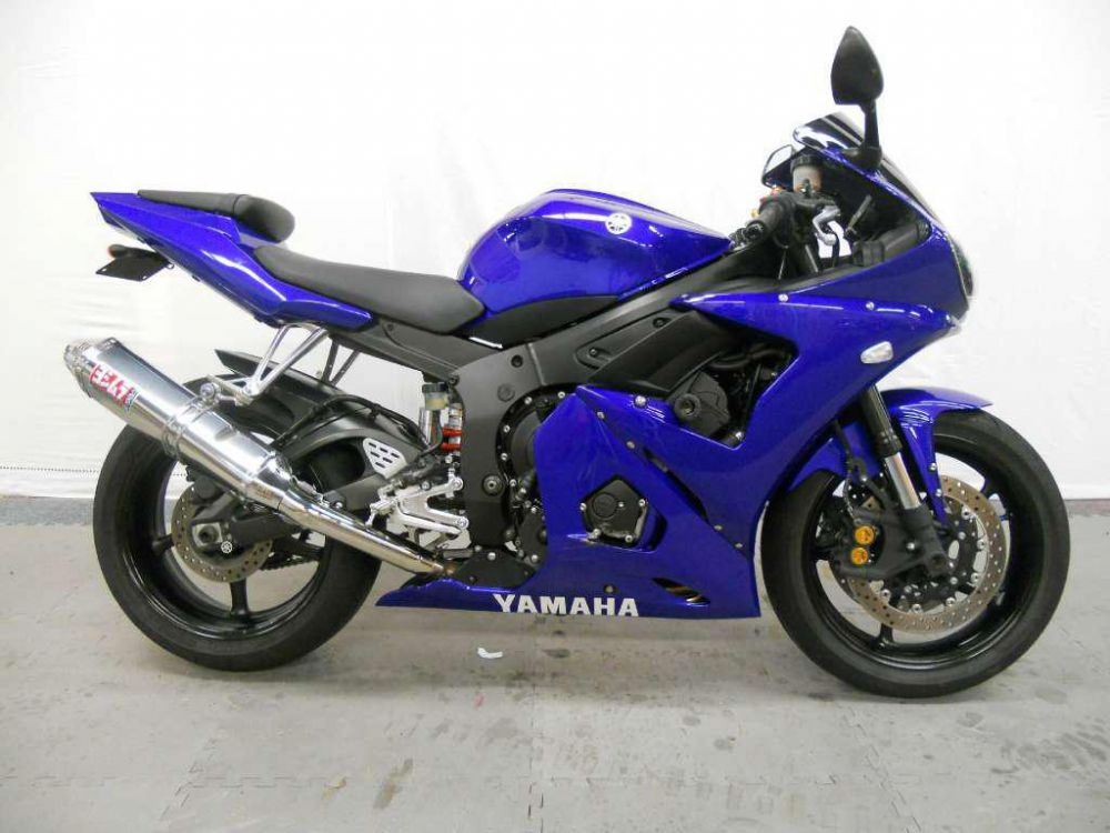 2005 yamaha yzf-r6  sportbike 