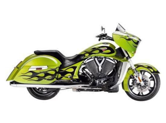 2013 Victory Cross Country - Antifreeze Green with Black Flame Touring 