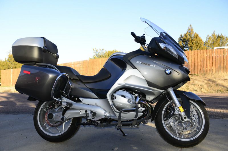 2013 bmw r 1200 rt touring motorcycle<br />

