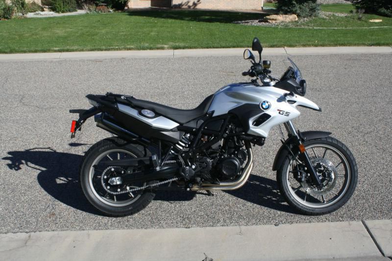 2013 bmw  f700gs  "184 actual miles"  flawless condition