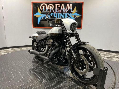 test Harley-Davidson FXSE - Screamin Eagle Pro Street Breakout CVO