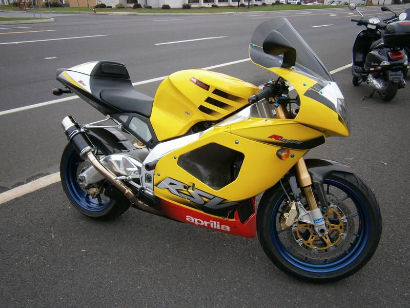 2002 Aprilia RSV-R Sportbike 